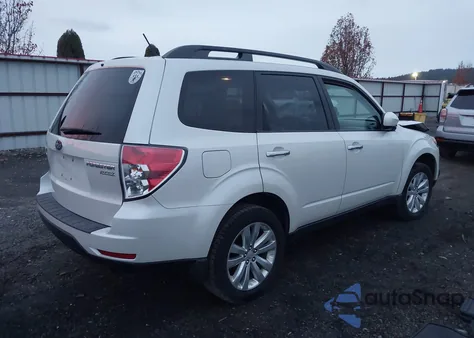 2013 Subaru Forester 2.5X Premium z USA, uszkodzony, nr VIN JF2SHADC2DH440452